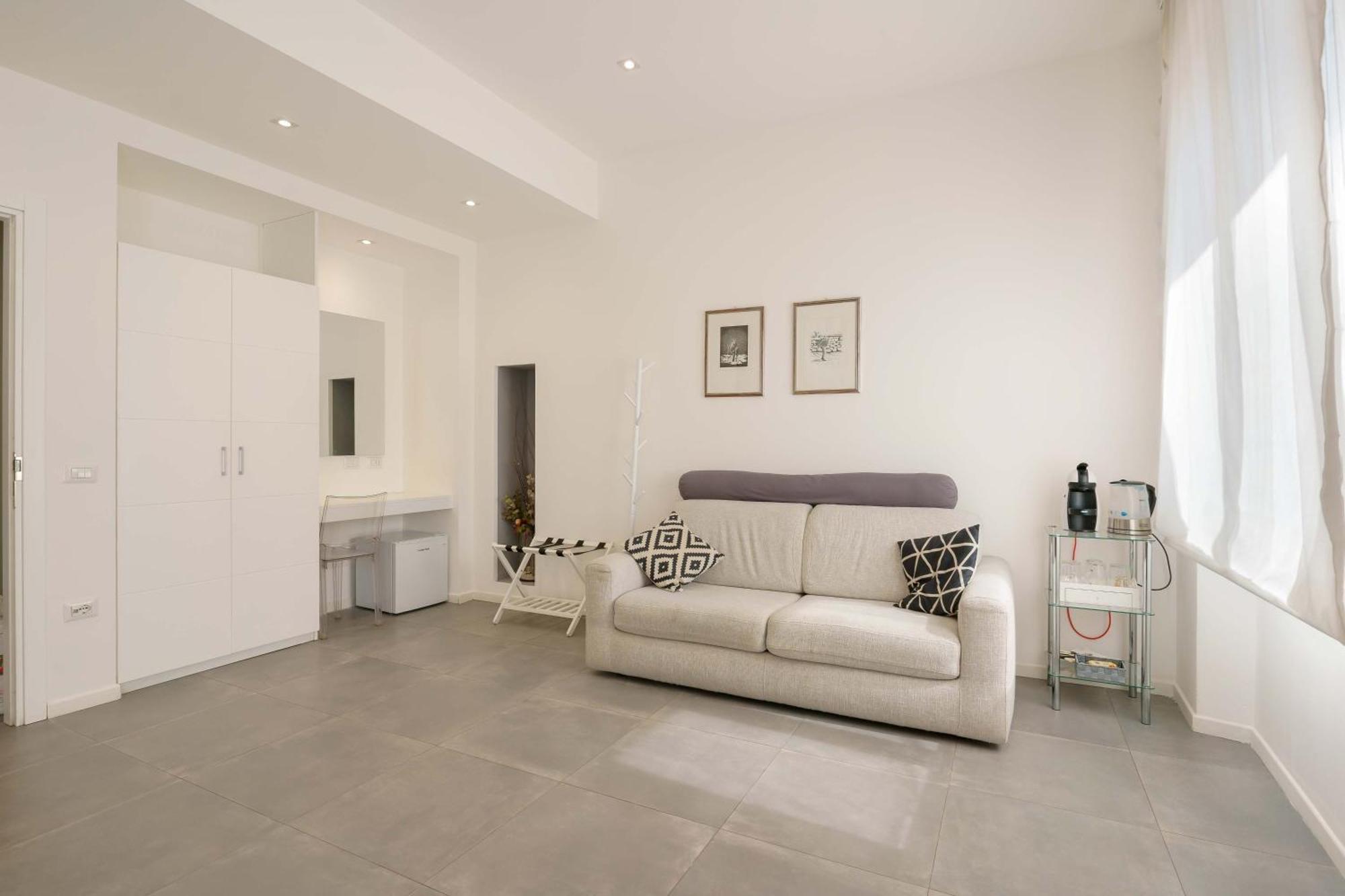 Suite Nel Largo Cagliari Exterior foto