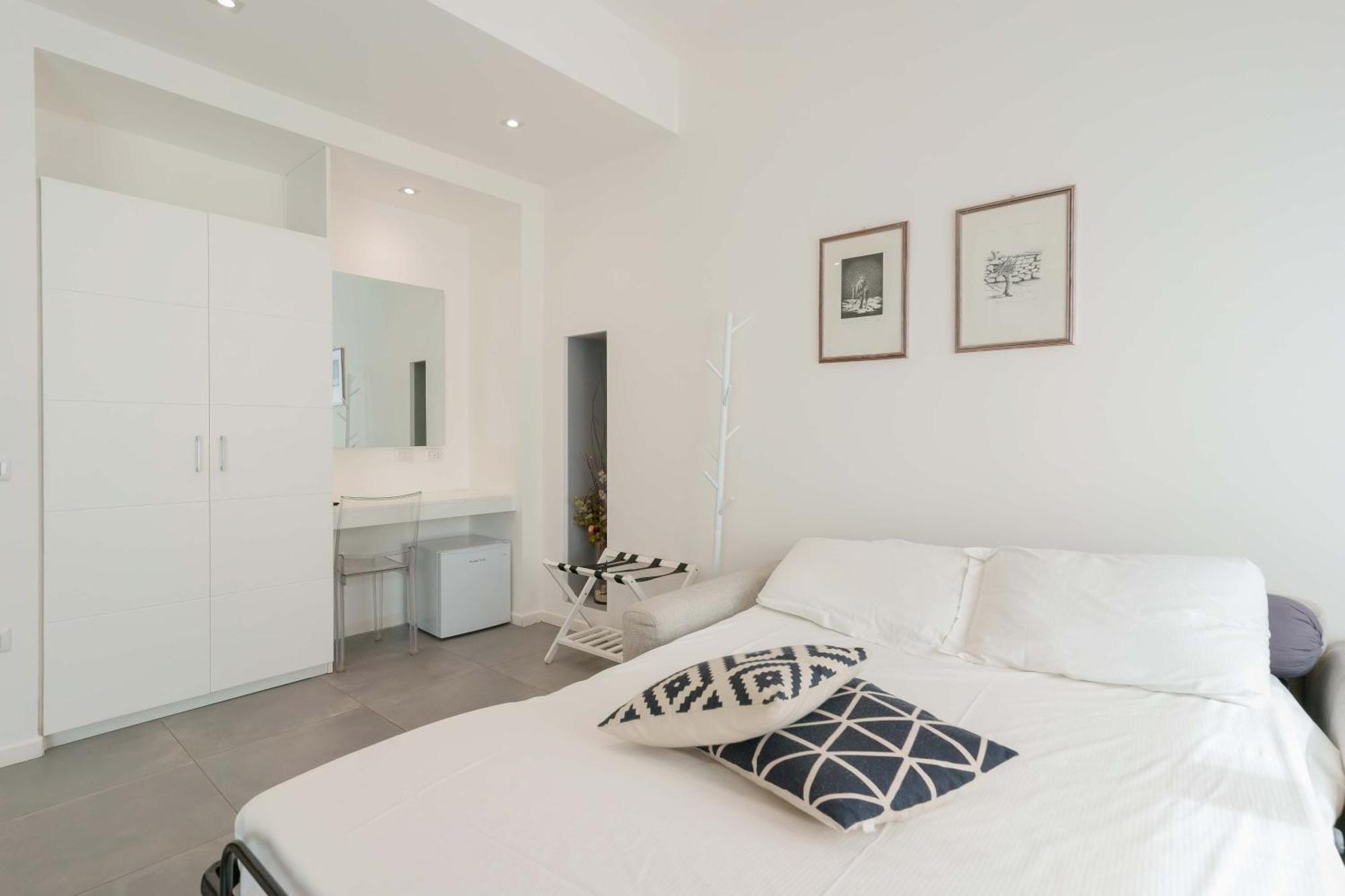 Suite Nel Largo Cagliari Exterior foto